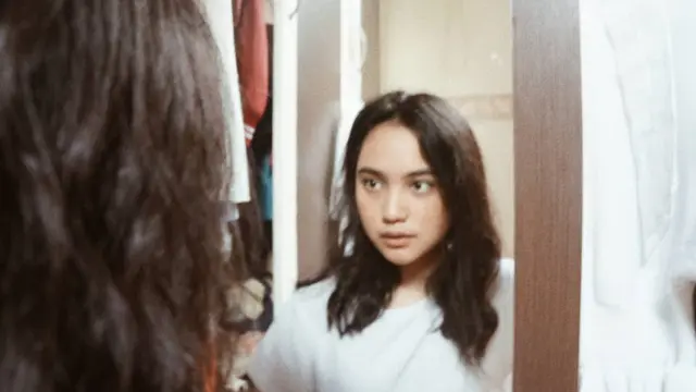 Potret Rachel Amanda Tampil Natural Ini Tetap Terlihat Menawan