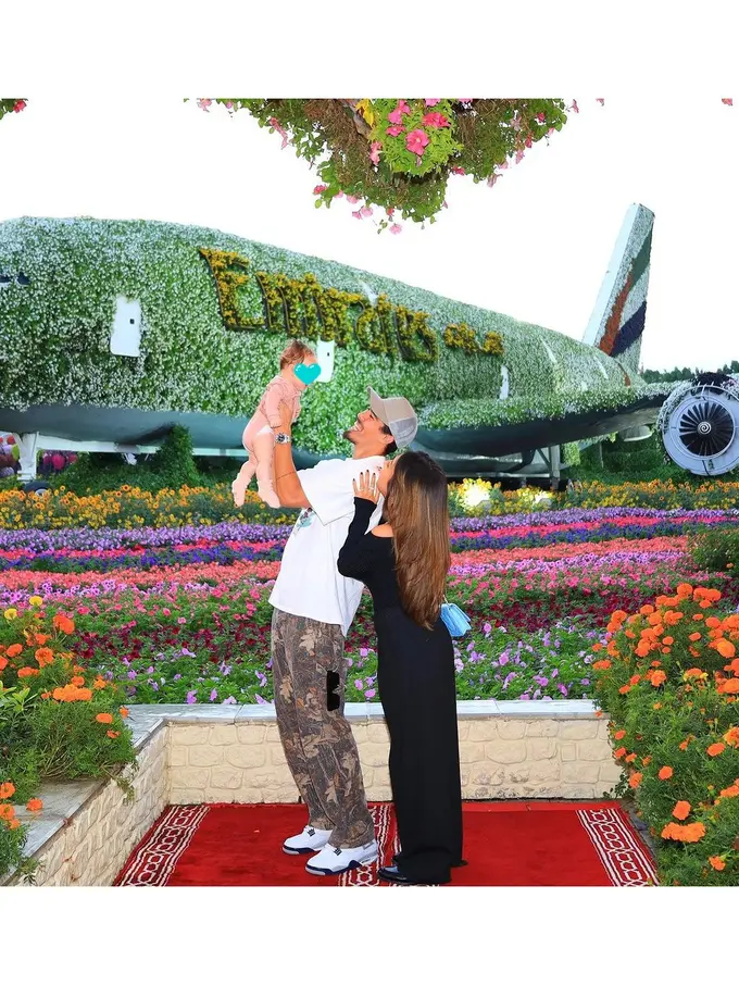 8 Potret Perjalanan Cinta Jennifer Coppen dan Dali Wassink, Terpisah oleh Maut