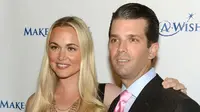 Vanessa Haydon dan Donald Trump Jr berpose menghadiri "An Evening of Wishes", Gala Ulang Tahun ke-30 Metro New York di Cipriani, Wall Street pada 13 Juni 2013 di New York City. (AFP Photo/Dimitrios Kambouris)