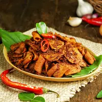 ilustrasi randang talua/Hanifah Kurniati/Shutterstock