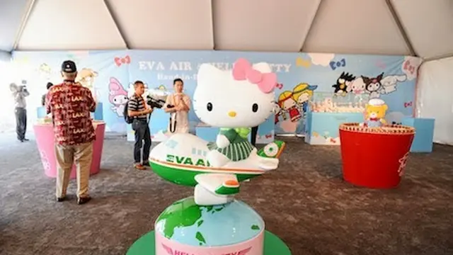 Eva Air - Hello Kitty