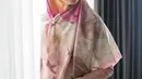 Lindswell pun Kerap menggunakan pakaian gamis dan hijab syari setelah menjadi mualaf. Bahkan wanita cantik satu ini juga mengeluarkan brand pakaian sendiri. (Liputan6.com/IG/@lindswell_k)