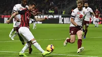 Suso berusaha membongkar pertahanan Torino pada laga pekan ke-15 Serie A. (AFP/Miguel Medina)