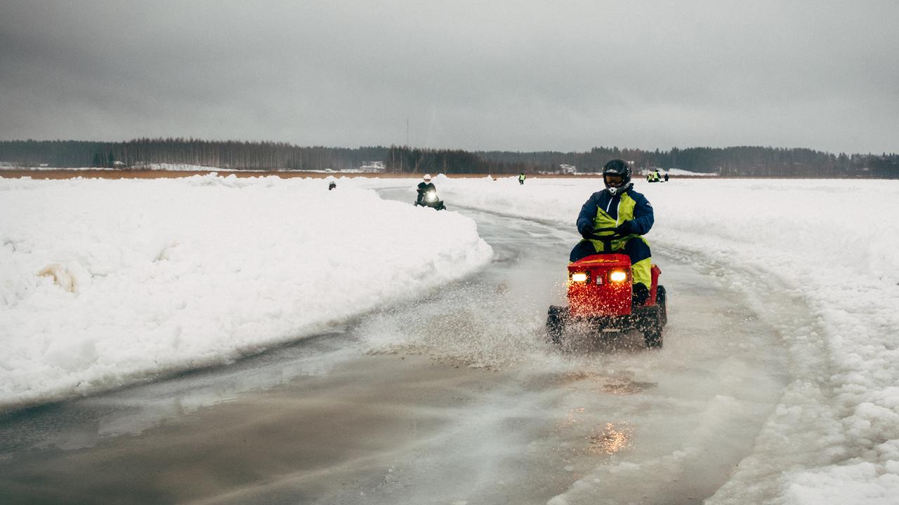 Balap Mesin Potong Rumput