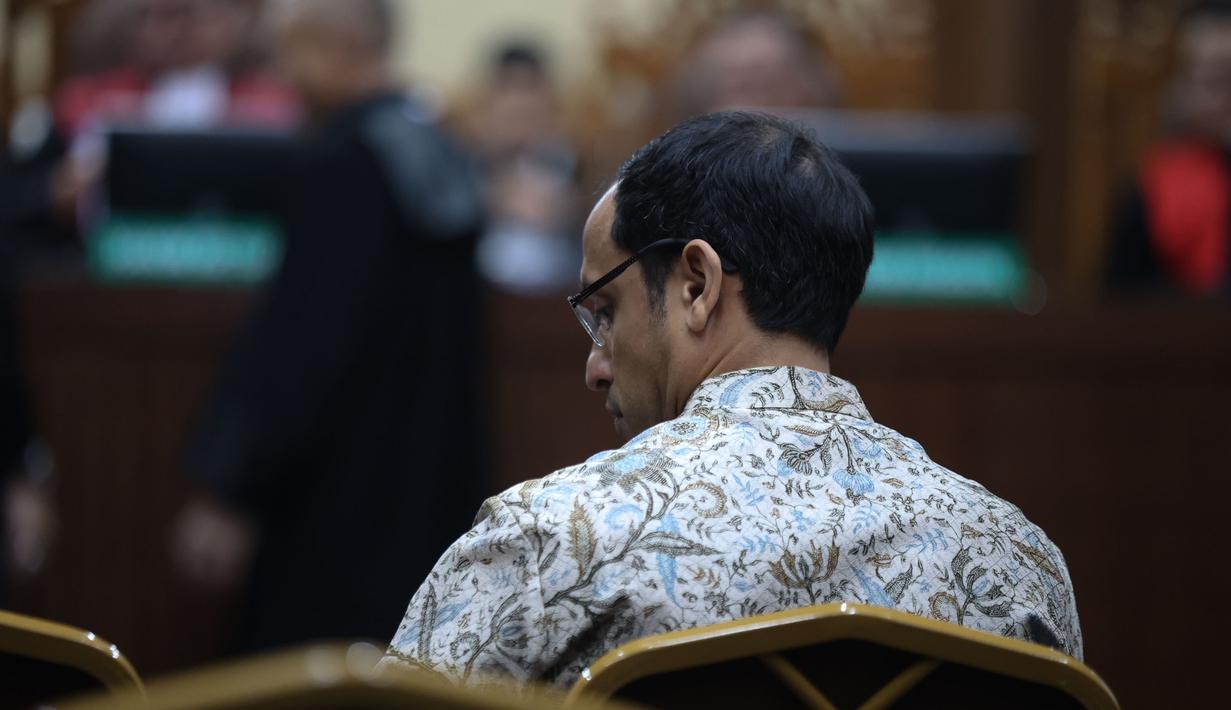 Pada sidang terdahulu, Nadiem Anwar Makarim telah mengajukan eksepsi  namun majelis hakim menolak dan meminta sidang dilanjutkan ke tahap pembuktian. Tampak dalam foto, mantan Menteri Pendidikan, Kebudayaan, Riset, dan Teknologi (Mendikbudristek), Nadiem Anwar Makarim sesaat sebelum persidangan lanjutan di Pengadilan Tindak Pidana Korupsi (Tipikor) pada Pengadilan Negeri Jakarta Pusat, Senin (19/1/2026). (Kapanlagi.com/Budy Santoso)