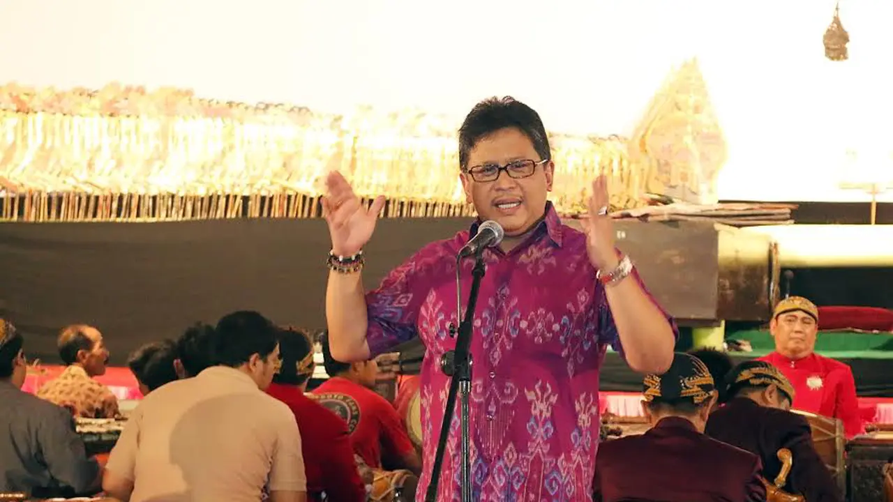 20160305-Pilkada-Jawa Timur-PDIP-Gelar-Wayang Kulit-Ngawi