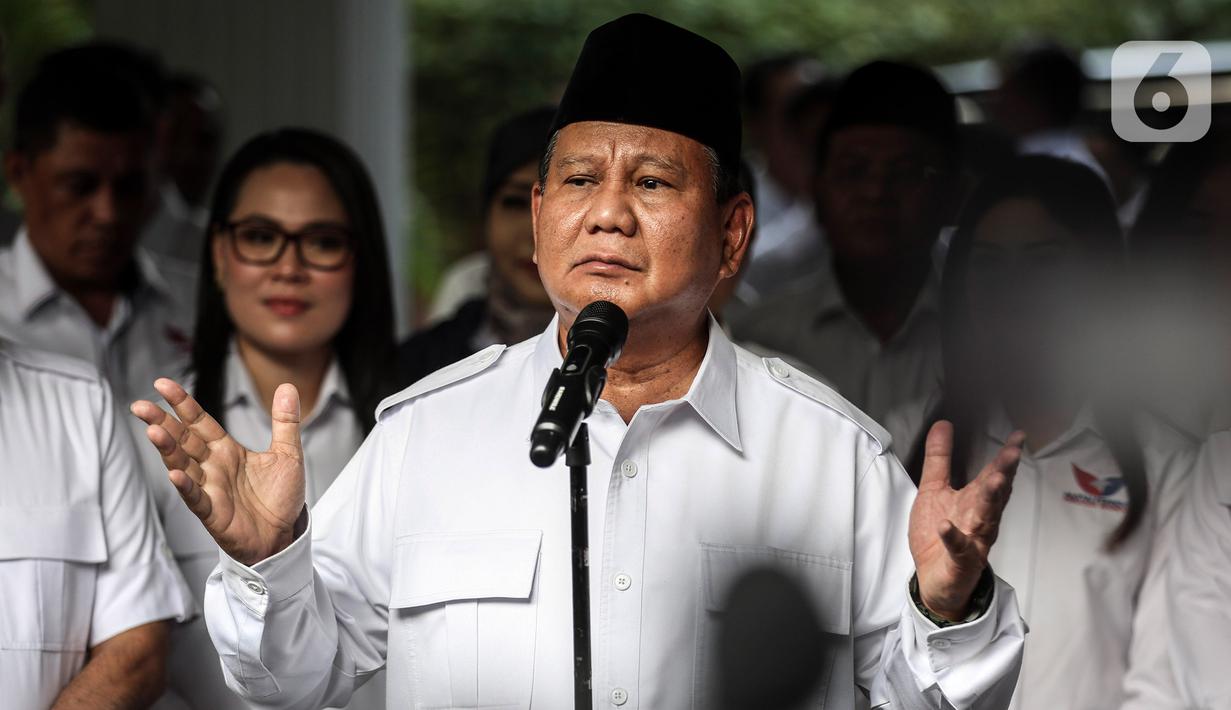 <p>Turut hadir saat pertemuan Sekjen Perindo Ahmad Rofiq, Sekjen Gerindra Ahmad Muzani, Waketum Partai Gerindra Rahayu Saraswati, Waketum Perindo Ferry Kurnia Rizkiyansyah, dan pejabat teras kedua partai. (Liputan6.com/Johan Tallo)</p>
