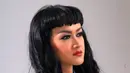 Dalam sesi foto bertema Super Woman tersebut, Julia Perez harus memeragakan 16 gaya terkait karakternya, Jakarta, Selasa (5/5/2015). (Liputan6.com/Faisal R Syam)