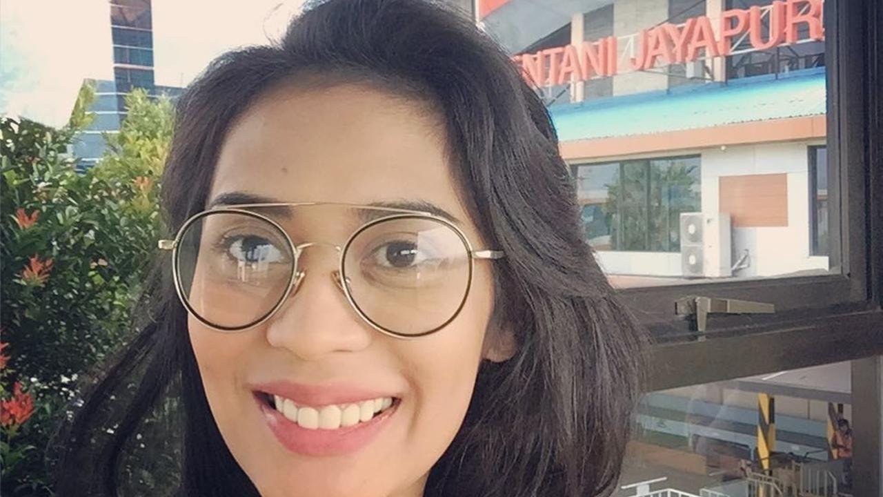 6 Potret Karen Idol, Penyanyi yang Sebut Suami dan Anaknya Tinggal di Apartemen Marshanda