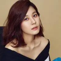 Kim Ha Neul. (AllKpop)