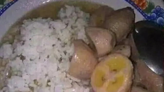6 Cara Makan Pisang Ini Tak Biasa, Absurd Banget