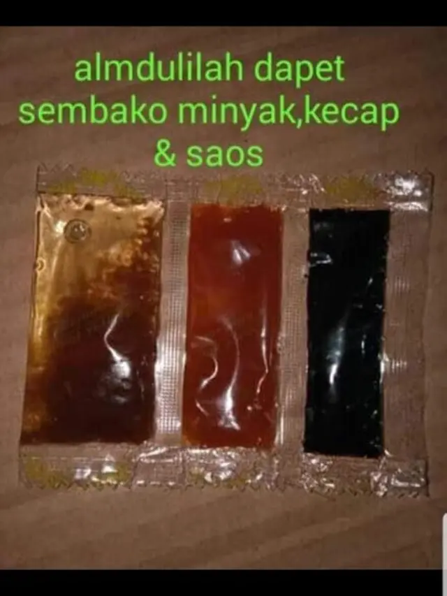 6 Status WhatsApp Kocak Bapak-Bapak Ini Ngajak Ketawa