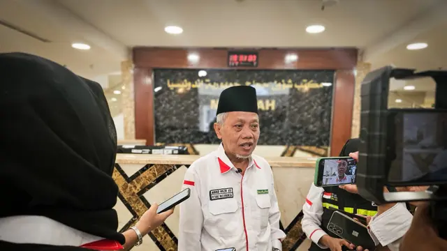 Koordinator Bimbingan Ibadah PPIH Arab Saudi Daker Madinah KH Ahmad Wazir Ali