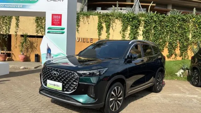 Perkuat Segmen Hybrid, Chery Indonesia Serahkan 5.000 Unit Tiggo Series CSH ke Konsumen (Arief A/Liputan6.com)
