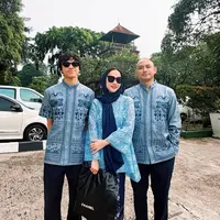 Intip gaya Lebaran keluarga BCL [@itsmebcl].