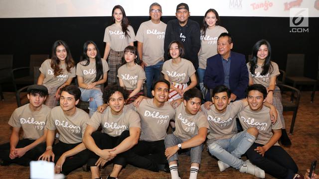 Kekompakan Iqbaal dan Vanesha Saat Rilis Trailer Film Dilan 1991