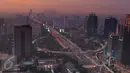 Pada Agustus 2017 sudah dijadwalkan konstruksi Simpang Susun Semanggi rampung semua dan siap diresmikan, Jakarta, Senin (13/3). Simpang ini diharapkan bisa memecahkan kemacetan yang kerap terjadi di kawasan tersebut. (Liputan6.com/Herman Zakharia)