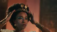 Queen Cleopatra. (Foto: Netflix)