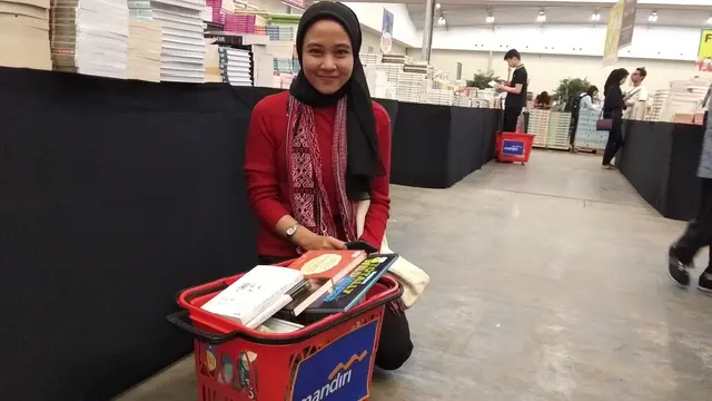 Dian, pengunjung Big Bad Wolf