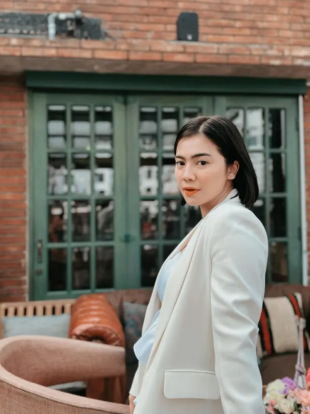 7 Potret Terbaru Felicya Angelista dengan Gaya Rambut Pendek, Disebut Mirip Polwan