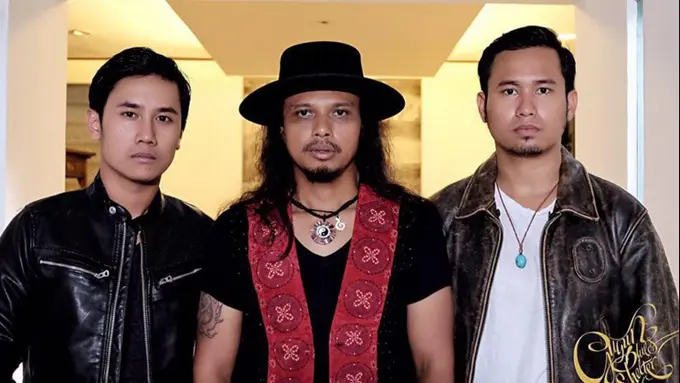 Gugun Blues Shelter Kenalkan Pengganti Jono Armstrong