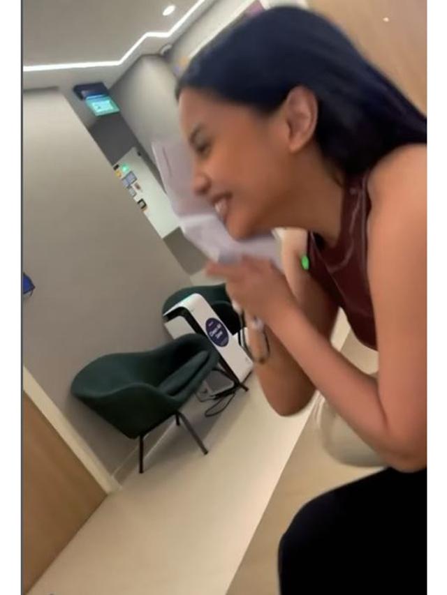 Sudah Gelar Gender Reveal, Ini 6 Potret Angel Pieters Umumkan Kehamilan Pertama