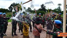 Citizen6, Kongo: Perlombaan menyambut HUT RI Ke-66 sangat menarik perhatian masyarakat Kongo. Acara ditutup dengan pemberian hadiah. (Pengirim: Badarudin)
