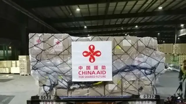 Bantuan alat medis dari China ke sejumlah negara terdampak, termasuk Indonesia.