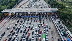 Lonjakan Mudik Lebaran, Trafik di Gerbang Tol Cikampek Utama Tembus 201 Persen