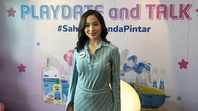 Pola Asuh Nikita Willy yang Dikenal Sebagai Ibu Soft Spoken