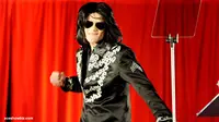 Mantan Dokter Ungkap Fakta Lain Kematian Michael Jackson
