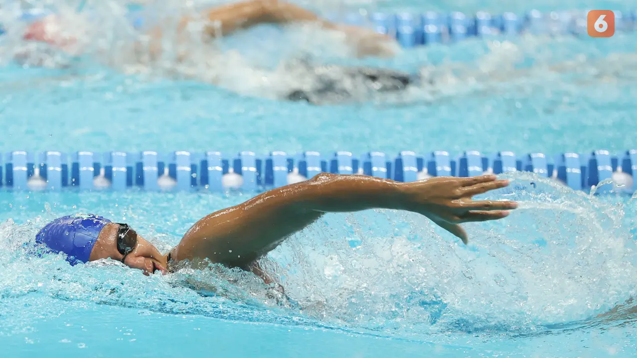Foto: Aksi Perenang Muda di Hari Pertama Indonesia Open Aquatic Championships (IOAC) 2025