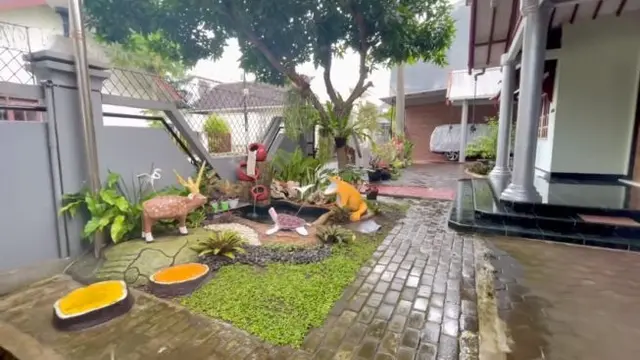 Sederhana, Ini 7 Potret Rumah Dewi Perssik di Kampung Halaman Jember