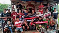 K-Conk Mania akan memberikan dukungan langsung kepada melawan Cilegon United dalam leg kedua babak 32 besar Piala Indonesia 2018 di Stadion Krakatu Steel, Cilegon, Rabu (6/2/2019). (Bola.com/Aditya Wany)