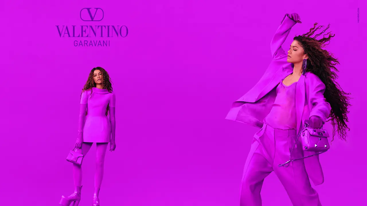 Potret Fearless Zendaya dalam Busana Monokrom Full Pink dari Valentino