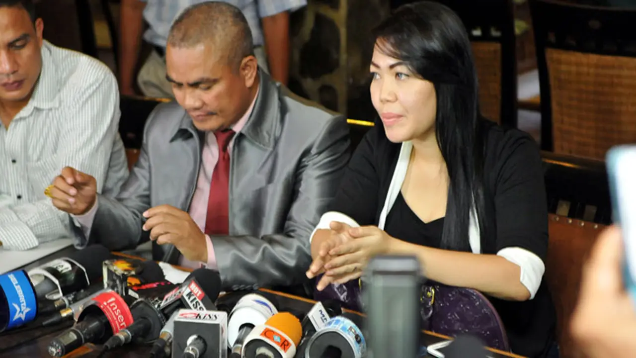 Istri Krisna Mukti, Devi Nurmayanti