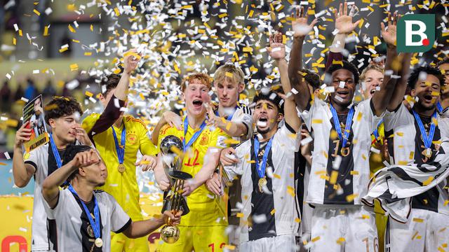 Foto: Tangguh Dibawah Mistar Gawang Hingga Lihat Contekan, Ini Dia Aksi Konstantin Heide di Final Piala Dunia U-17 2023