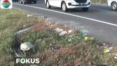 Ketua RT di Watubelah mendapat cerita dari adik Amsor diduga penyerangan terhadap bus safari tersebut bermotif gangguan kejiwaan.