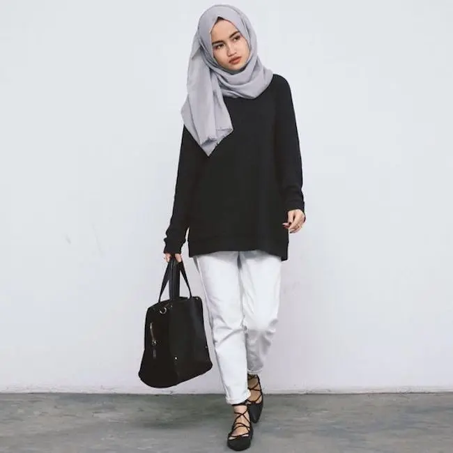 Mix and match busana hijab dengan warna monokrom. (sumber foto: instagram.com/pinterest)