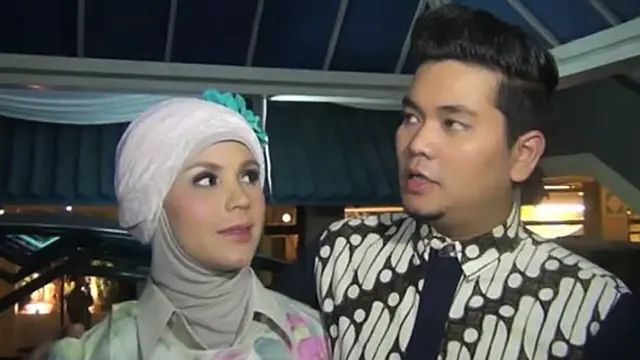 Istri Hamil Anak ke 2, Indra Bekti Tetap Protektif