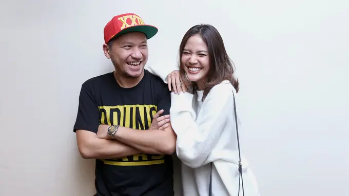 [Bintang] Gading Marten - Della Dartyan