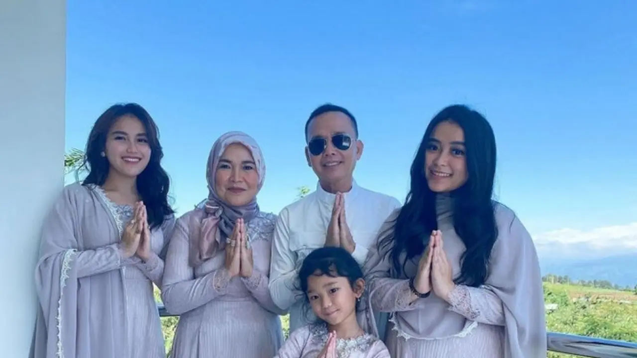 Berakhir Damai, Begini Kronologi Kisruh Ayu Ting Ting dan Haternya Asal Bojonegoro