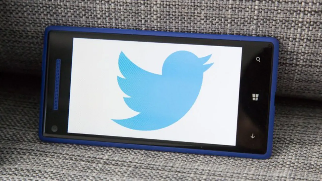 Twitter Sekarang Bisa Tag Foto