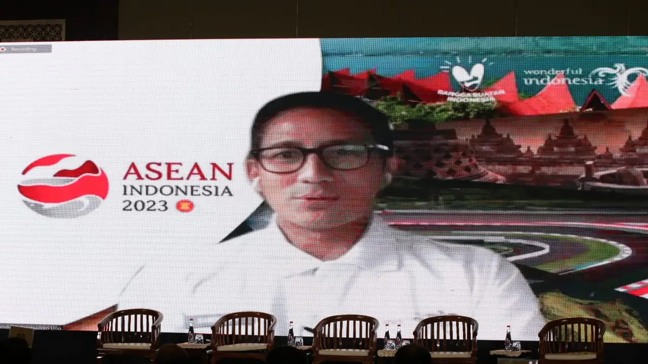 Menteri Pariwisata dan Ekonomi Kreatif Sandiaga Salahuddin Uno