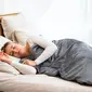 Ilustrasi perempuan tidur, bermimpi. (Photo by Slaapwijsheid.nl on Unsplash)