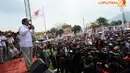 Di hadapan ribuan simpatisan Partai Gerindra, Prabowo menyampaikan orasinya termasuk mengingatkan para simpatisan untuk tidak Golput (Liputan6.com/Helmi Fithriansyah)