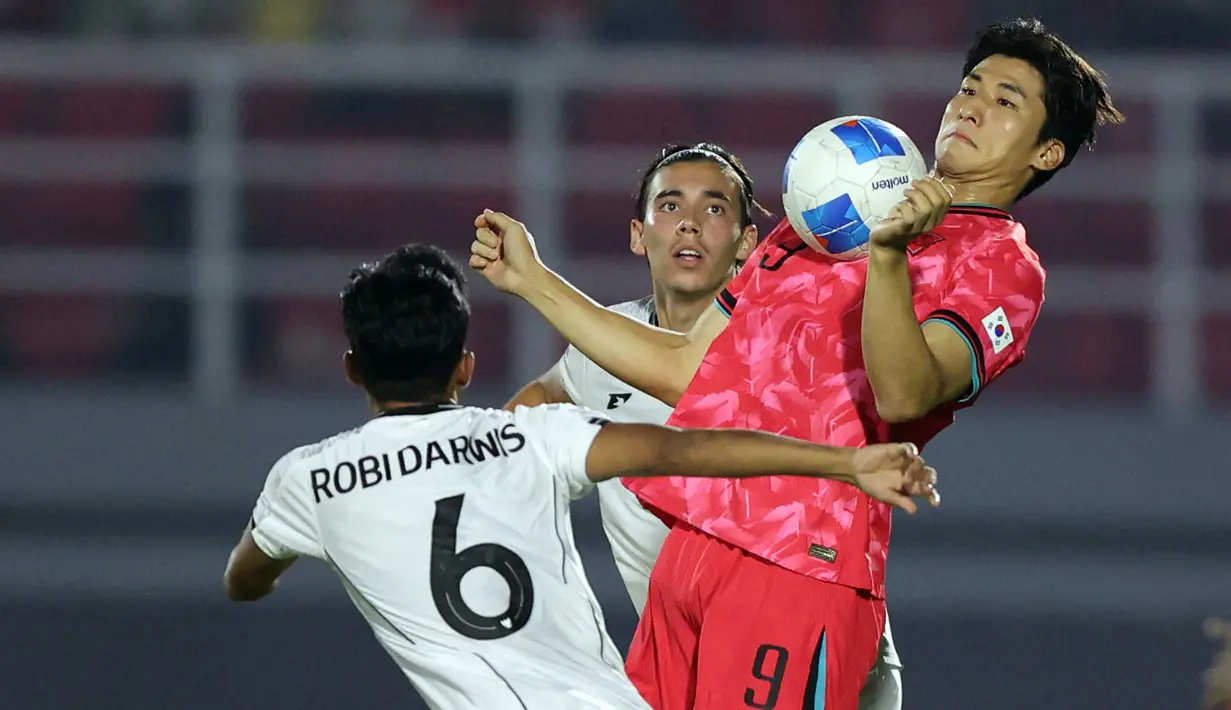 Timnas Indonesia U-23 harus mengakui keunggulan Korea Selatan setelah kalah tipis 0-1. (Bola.com/Abdul Aziz)