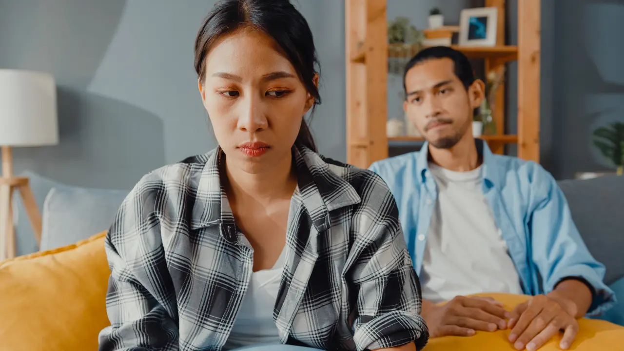 pasangan dan silent treatment