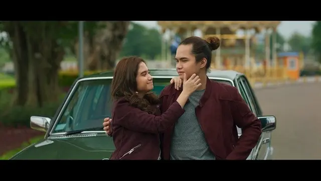 Main Film Bareng, Ini 8 Potret Mesra Dul Jaelani dan Tissa Biani saat di Balik Layar