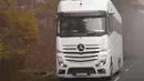 Dembell Motorhome memiliki rupa yang sangat garang namun dipadukan dengan kemewahan. Selain kemewahan, Mobil rumah ini juga ditenagai mesin milik Mercedes-Benz Actross yang merupakan mesin V12 yang bisa menghasilkan tenaga hingga 530hp. Untuk ukuran medium, Rumah berjalan ini dibanderol seharga 1.25 juta dolar atau sekitar Rp19 Miliaran. (Source: autoevolution.com)